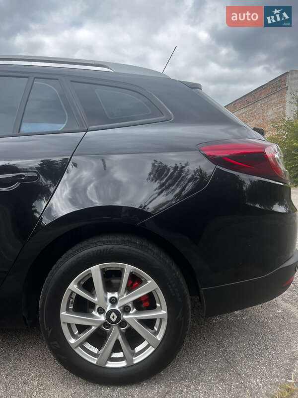 Универсал Renault Megane 2015 в Чернигове