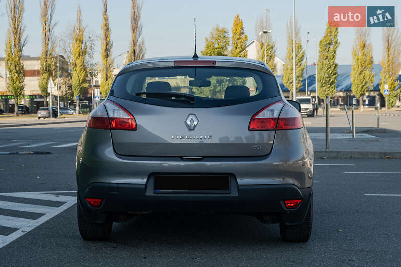 Хэтчбек Renault Megane 2013 в Киеве