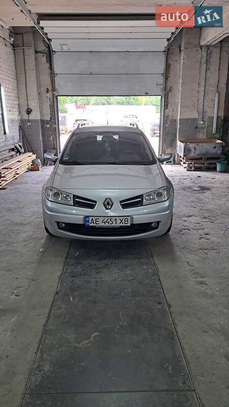 Универсал Renault Megane 2008 в Кривом Роге фото 27 Универсал Renault Megane 2008 в Кривом Роге