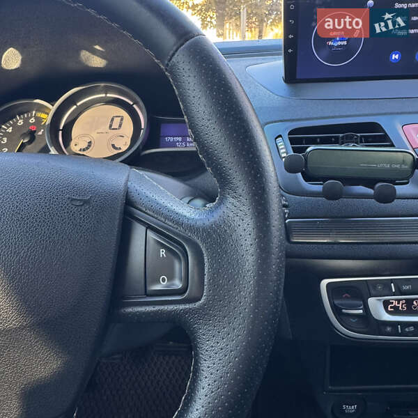 Хэтчбек Renault Megane 2009 в Ужгороде фото 25 Хэтчбек Renault Megane 2009 в Ужгороде