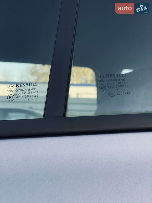 Универсал Renault Megane 2009 в Ровно фото 9 Универсал Renault Megane 2009 в Ровно