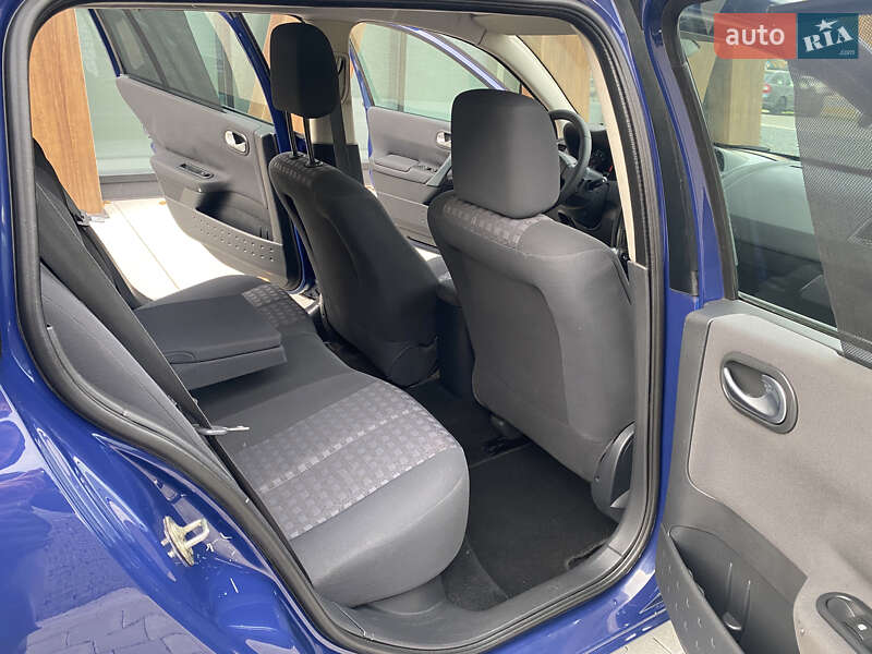 Универсал Renault Megane 2006 в Луцке фото 35 Универсал Renault Megane 2006 в Луцке