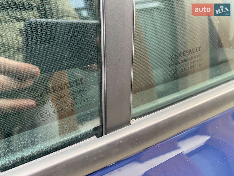Универсал Renault Megane 2006 в Луцке фото 43 Универсал Renault Megane 2006 в Луцке