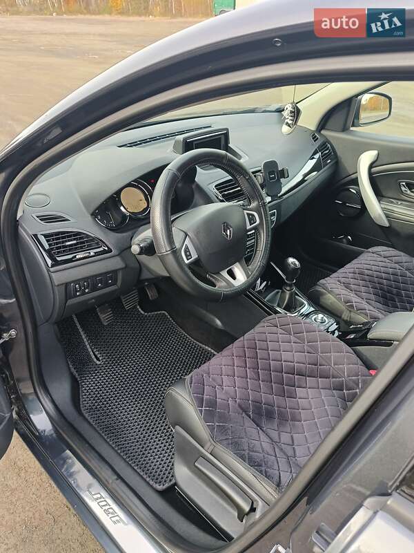 Универсал Renault Megane 2012 в Сарнах фото 29 Универсал Renault Megane 2012 в Сарнах