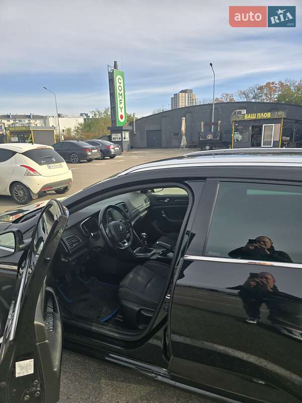 Универсал Renault Megane 2017 в Киеве