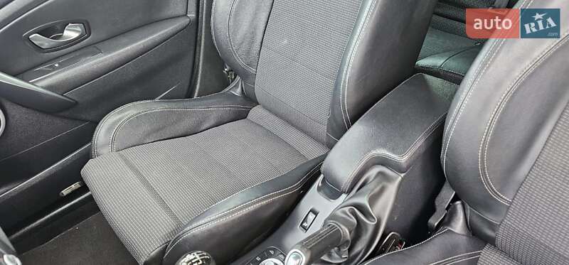 Хэтчбек Renault Megane 2011 в Коломые фото 16 Хэтчбек Renault Megane 2011 в Коломые