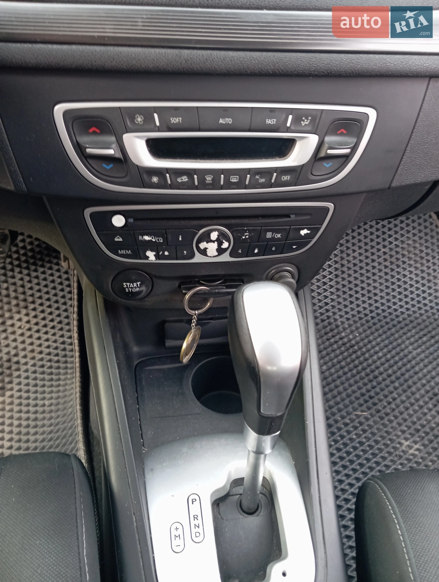 2010 Renault Megane - мініатюра 4