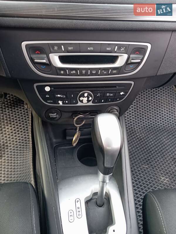 Универсал Renault Megane 2010 в Звягеле фото 4 Универсал Renault Megane 2010 в Звягеле