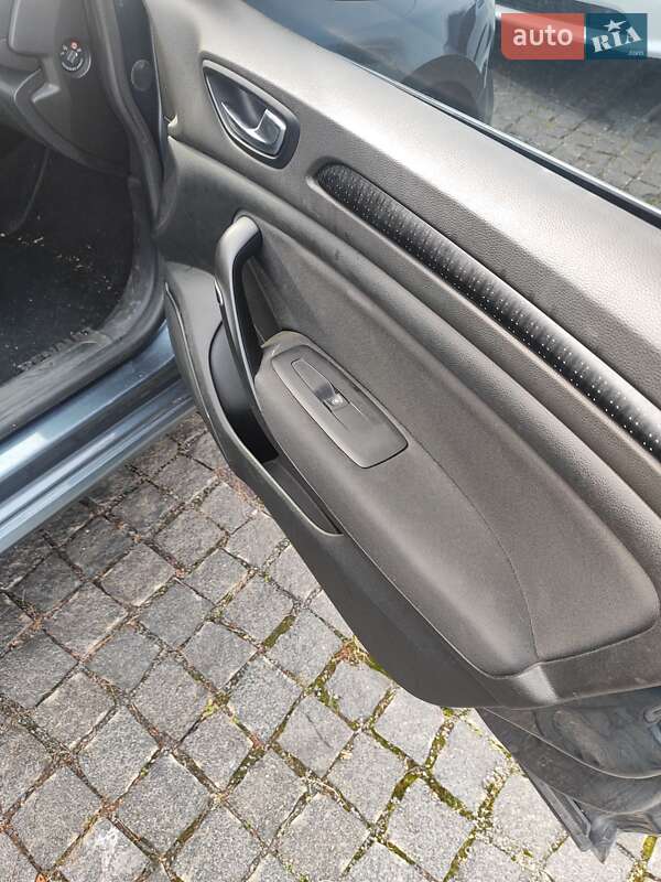 Универсал Renault Megane 2017 в Киеве фото 8 Универсал Renault Megane 2017 в Киеве