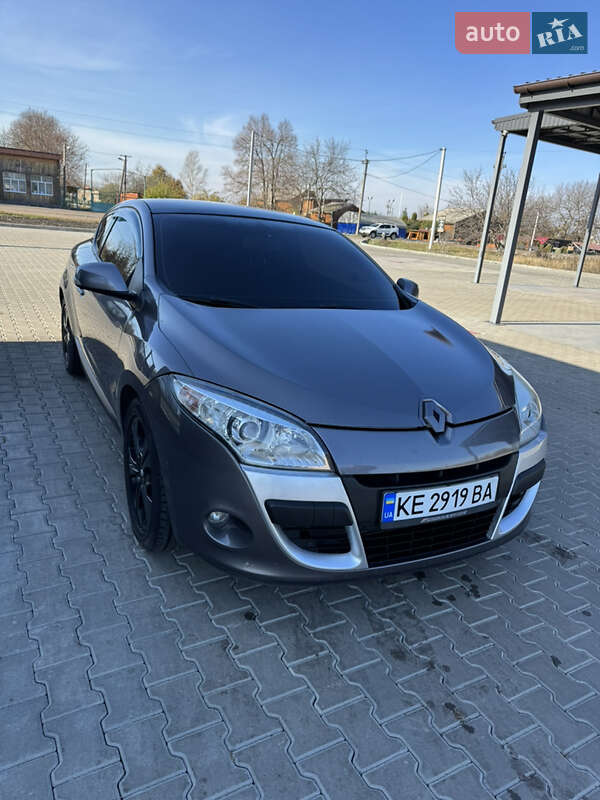Купе Renault Megane 2010 в Врадиевке фото 6 Купе Renault Megane 2010 в Врадиевке