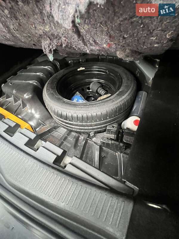 Универсал Renault Megane 2011 в Сумах фото 16 Универсал Renault Megane 2011 в Сумах