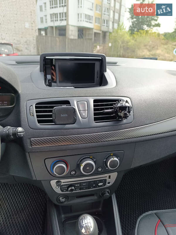 Универсал Renault Megane 2012 в Черкассах фото 15 Универсал Renault Megane 2012 в Черкассах