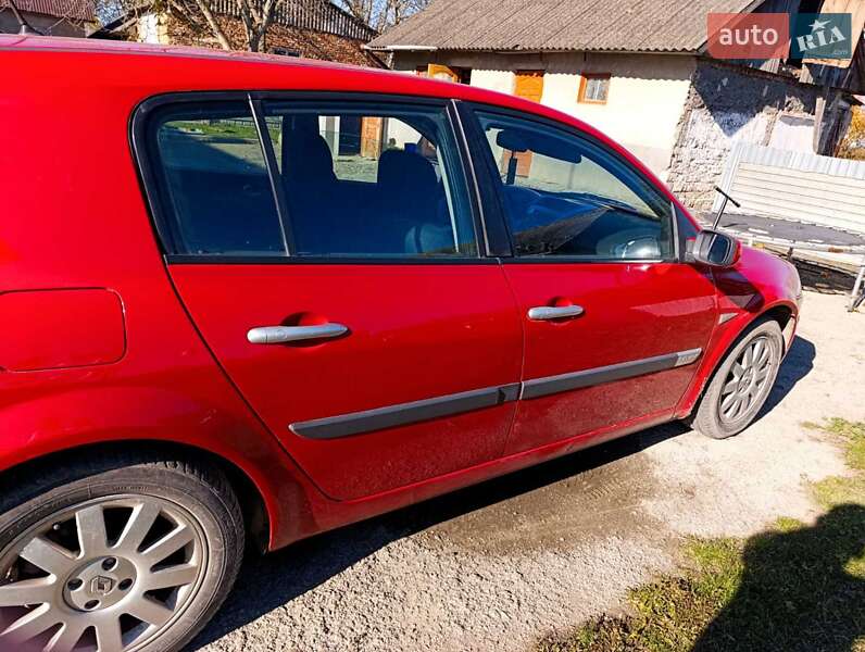 Хэтчбек Renault Megane 2003 в Чорткове