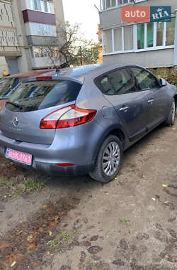 Хетчбек Renault Megane 2009 в Ромнах