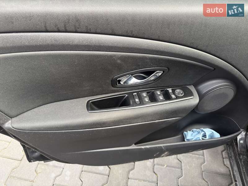 Універсал Renault Megane 2012 в Чернівцях