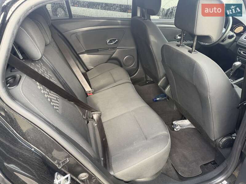 Універсал Renault Megane 2012 в Чернівцях