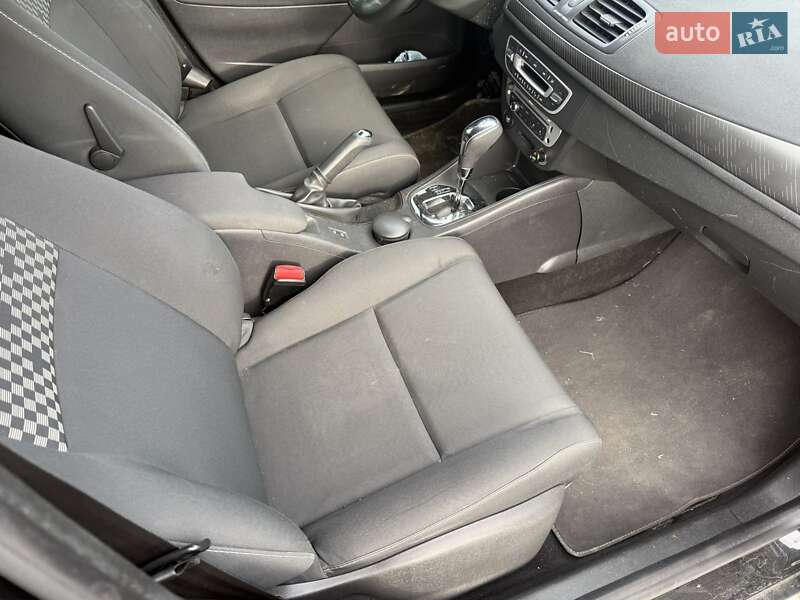 Універсал Renault Megane 2012 в Чернівцях