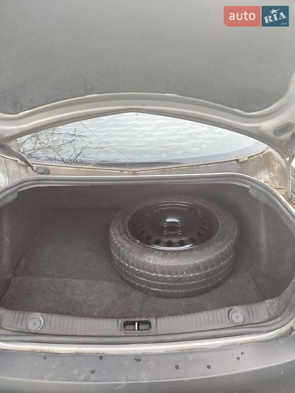 Седан Renault Megane 2005 в Полтаве фото 12 Седан Renault Megane 2005 в Полтаве