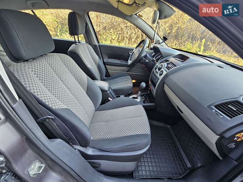 Хэтчбек Renault Megane 2004 в Киеве фото 11 Хэтчбек Renault Megane 2004 в Киеве