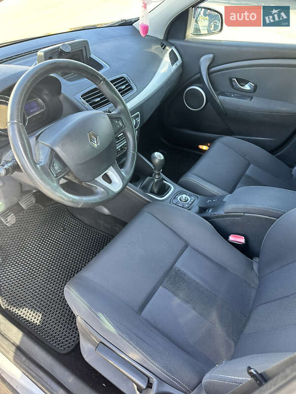 Универсал Renault Megane 2010 в Киеве