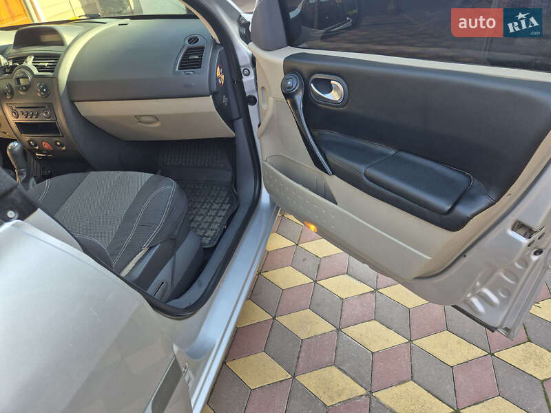 Универсал Renault Megane 2006 в Кропивницком фото 15 Универсал Renault Megane 2006 в Кропивницком