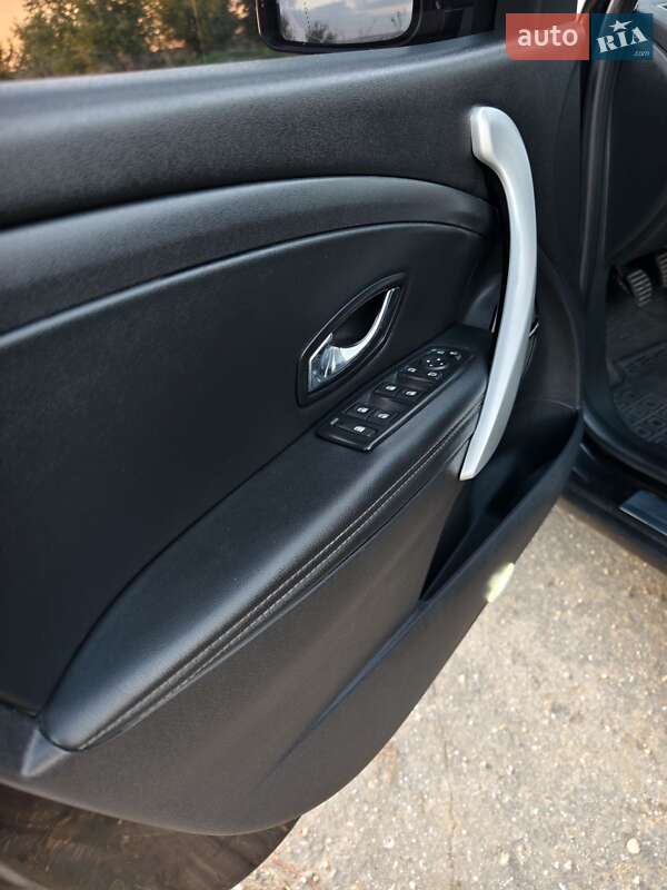 Универсал Renault Megane 2012 в Баштанке фото 19 Универсал Renault Megane 2012 в Баштанке