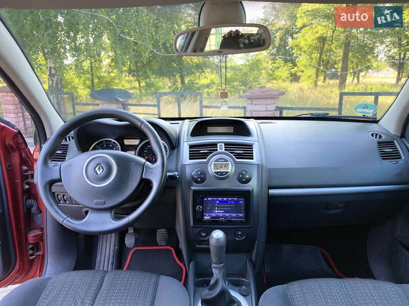 Универсал Renault Megane 2006 в Вараше фото 29 Универсал Renault Megane 2006 в Вараше