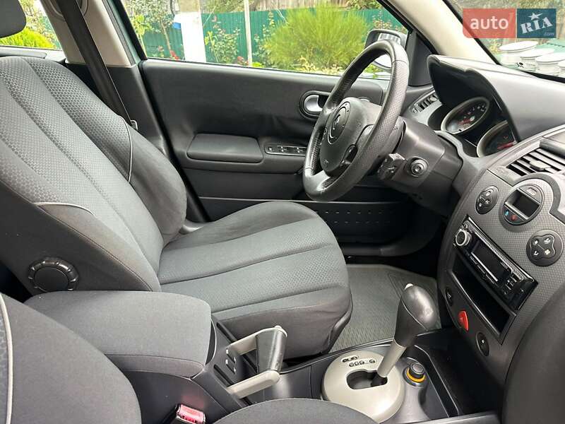 Универсал Renault Megane 2004 в Бучаче фото 30 Универсал Renault Megane 2004 в Бучаче