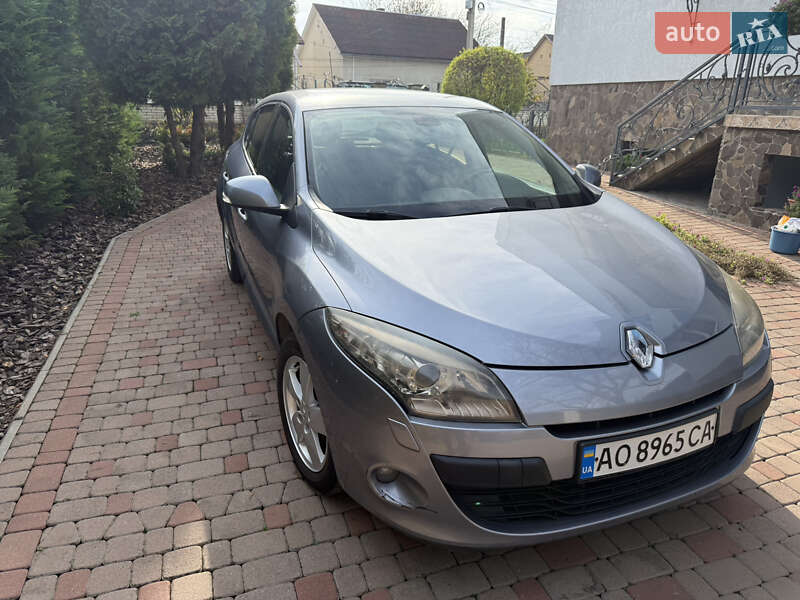 Хетчбек Renault Megane 2009 в Виноградові