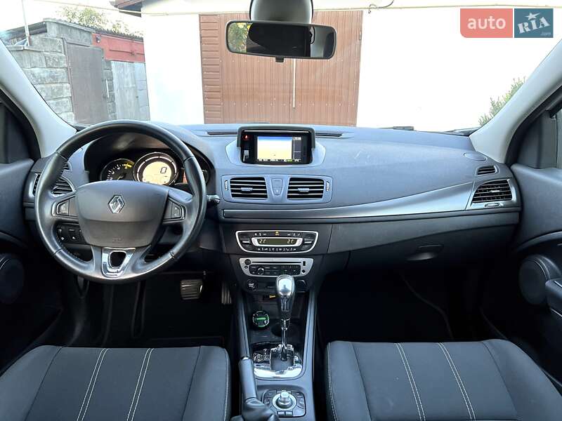 Универсал Renault Megane 2013 в Ровно фото 21 Универсал Renault Megane 2013 в Ровно