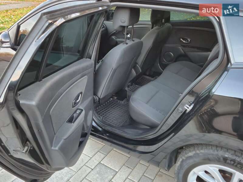 Универсал Renault Megane 2015 в Днепре фото 13 Универсал Renault Megane 2015 в Днепре