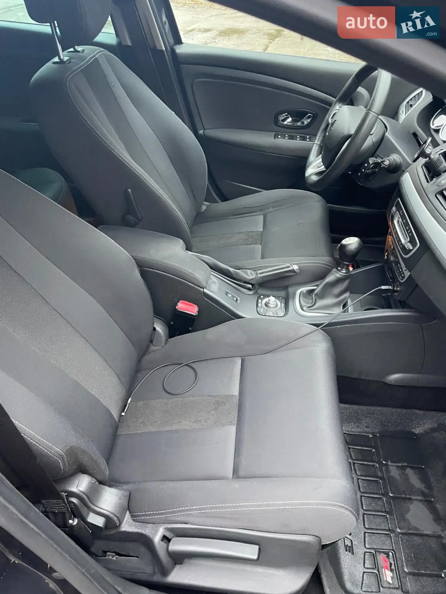 2012 Renault Megane - мініатюра 12
