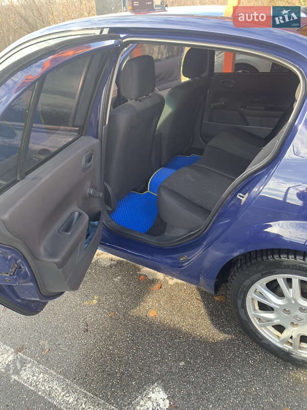 Седан Renault Megane 2004 в Харькове фото 8 Седан Renault Megane 2004 в Харькове