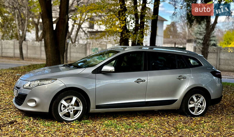 Универсал Renault Megane 2010 в Каменском
