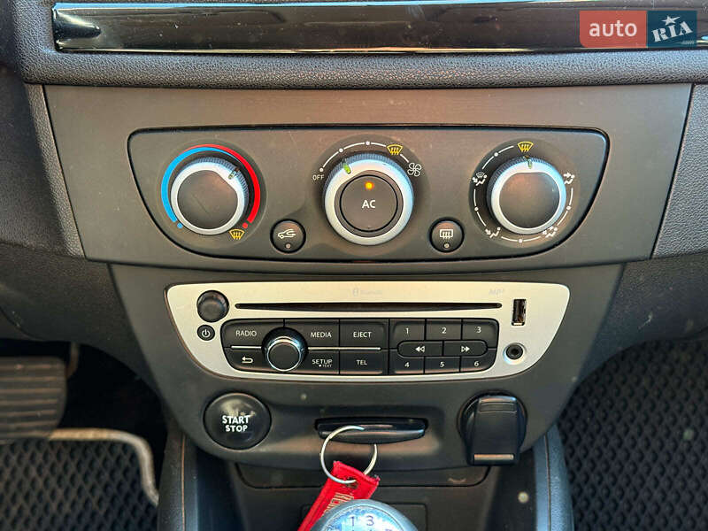 Хэтчбек Renault Megane 2014 в Виннице фото 30 Хэтчбек Renault Megane 2014 в Виннице