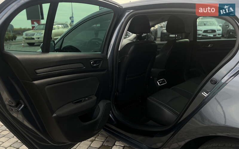 Седан Renault Megane 2017 в Мукачево