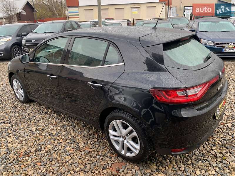 Хэтчбек Renault Megane 2016 в Коломые фото 4 Хэтчбек Renault Megane 2016 в Коломые