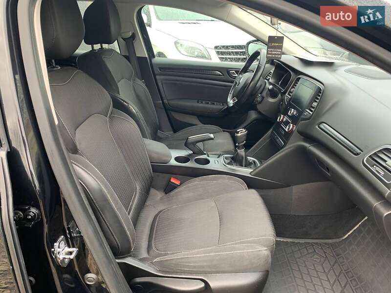 Хэтчбек Renault Megane 2016 в Коломые фото 10 Хэтчбек Renault Megane 2016 в Коломые