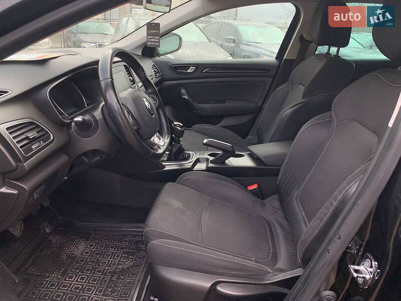 Хэтчбек Renault Megane 2016 в Коломые фото 16 Хэтчбек Renault Megane 2016 в Коломые