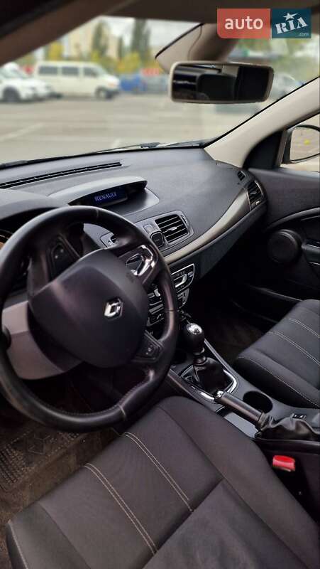 Хэтчбек Renault Megane 2014 в Киеве фото 21 Хэтчбек Renault Megane 2014 в Киеве