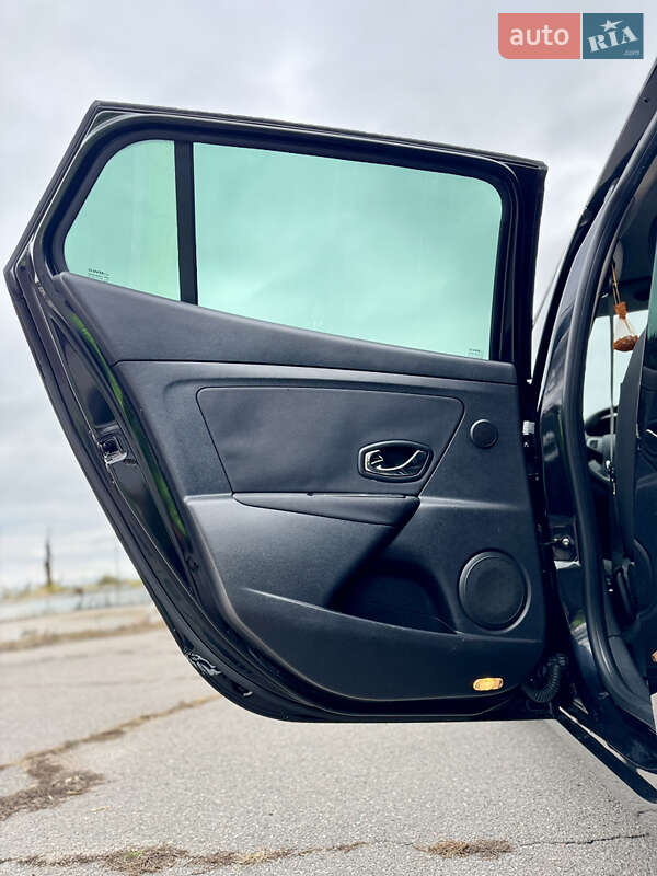 Универсал Renault Megane 2012 в Кременчуге