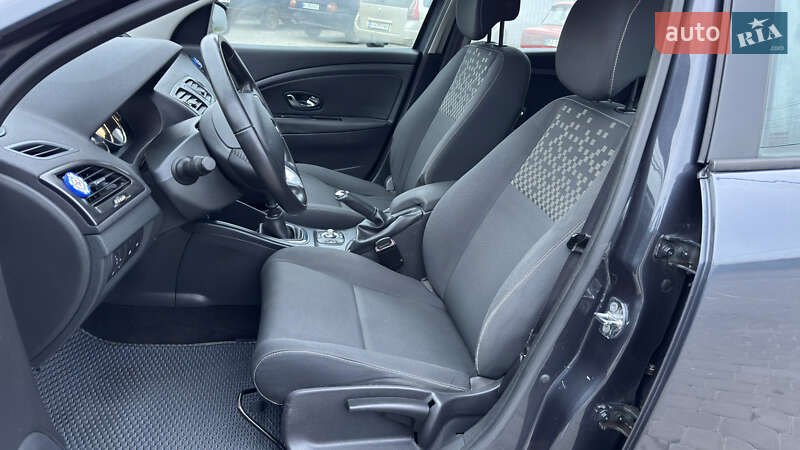 Универсал Renault Megane 2012 в Кременчуге фото 60 Универсал Renault Megane 2012 в Кременчуге