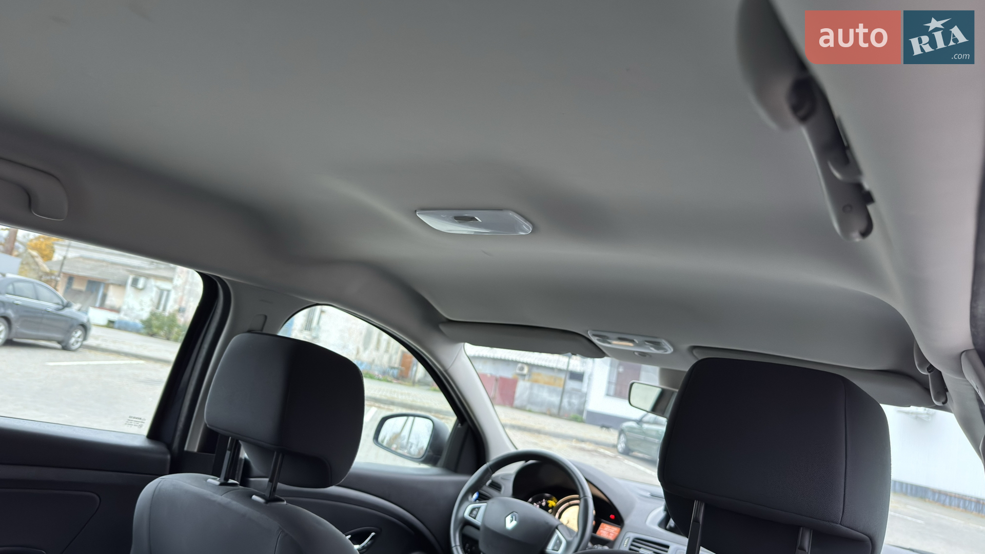 2012 Renault Megane - мініатюра 92