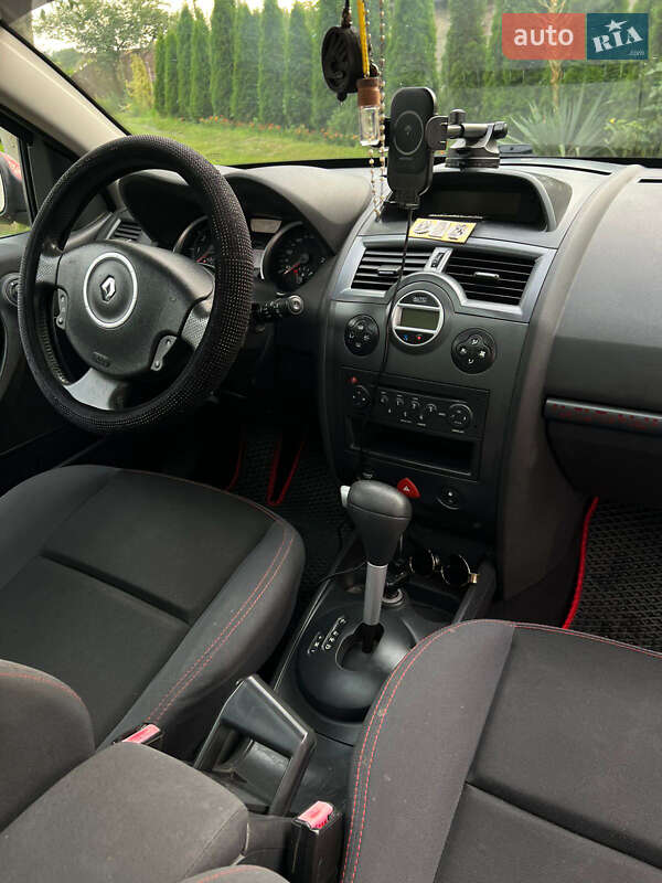 Универсал Renault Megane 2007 в Новояворовске фото 24 Универсал Renault Megane 2007 в Новояворовске