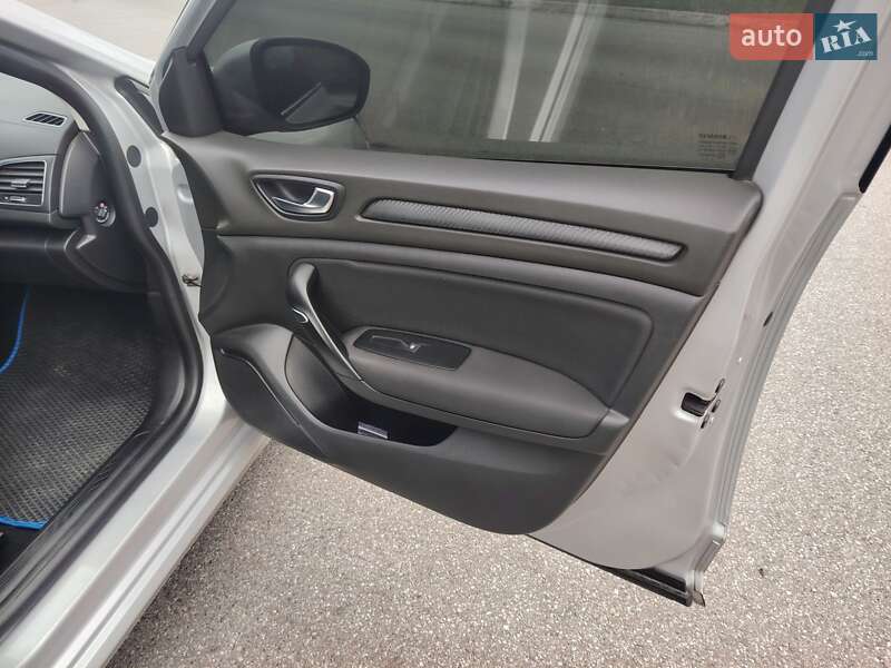 Универсал Renault Megane 2017 в Киеве