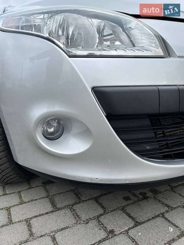 Універсал Renault Megane 2010 в Гадячі