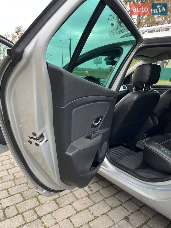 Універсал Renault Megane 2010 в Гадячі