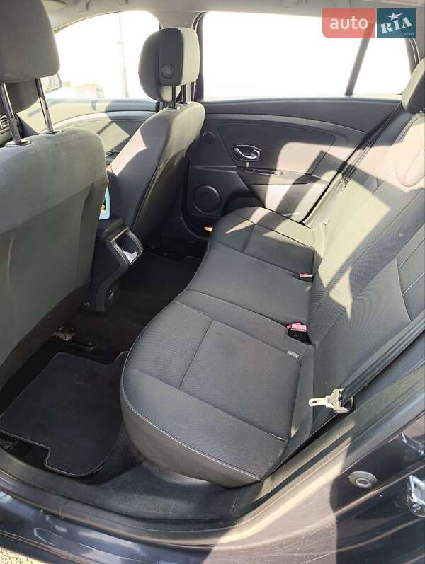 Универсал Renault Megane 2011 в Луцке