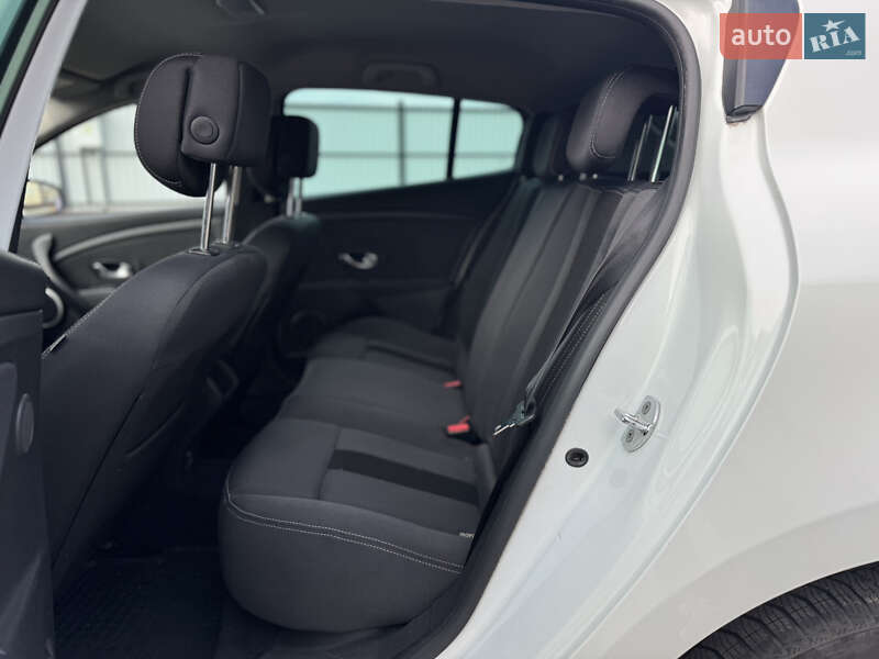 Хэтчбек Renault Megane 2009 в Луцке фото 24 Хэтчбек Renault Megane 2009 в Луцке