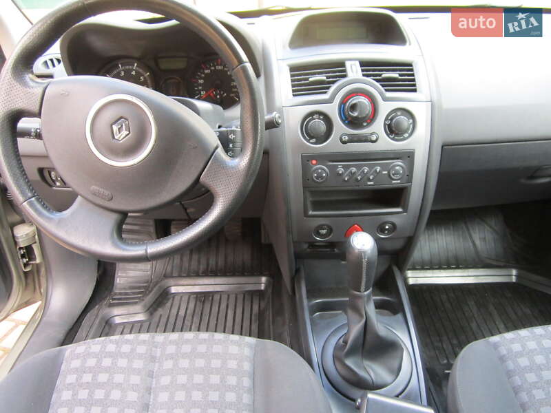 Универсал Renault Megane 2006 в Ровно фото 8 Универсал Renault Megane 2006 в Ровно